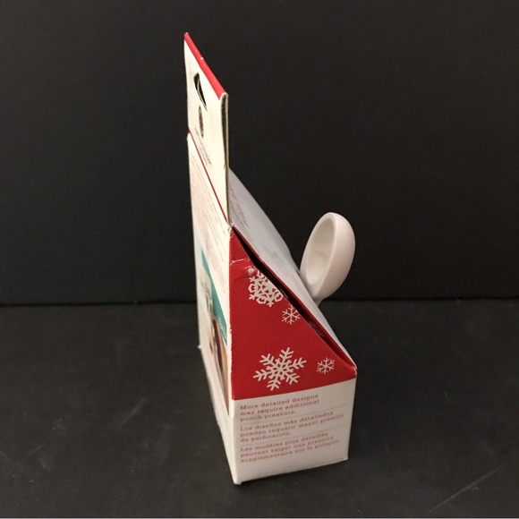 Martha Stewart Holidays edge punch CHEERS - Picture 4 of 4